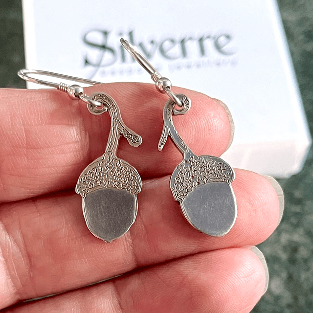Silver Acorn Earrings.