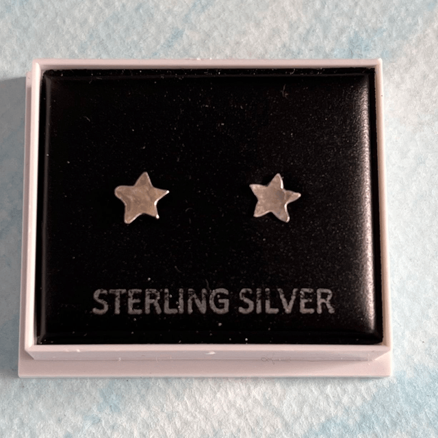 Tiny Silver Star Earring Studs.