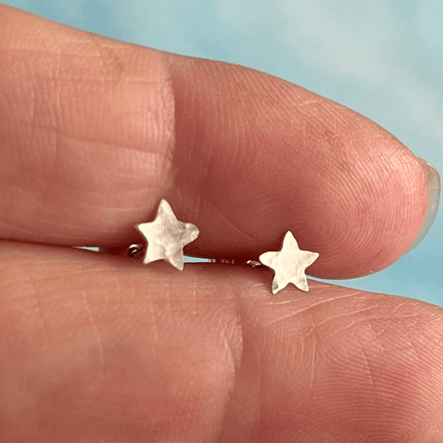 Tiny Silver Star Earring Studs.