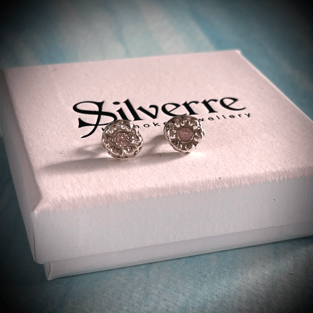 Small Silver Flower Stud Earrings.